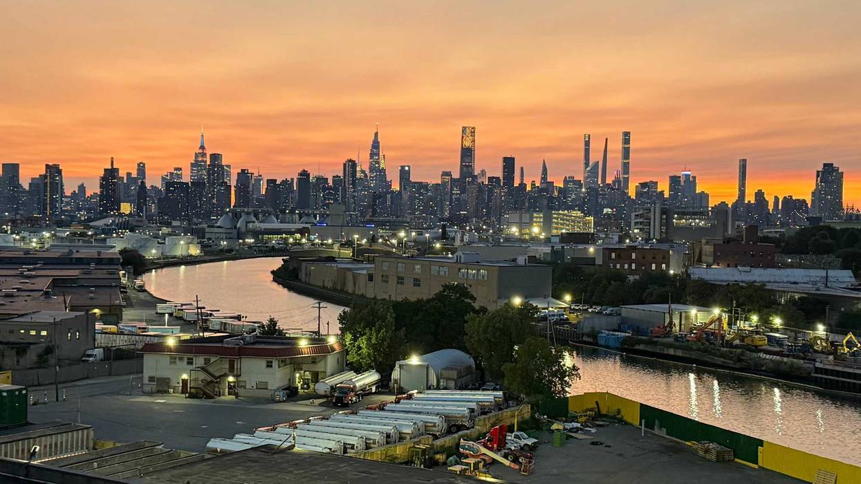 Police found the body of a dead man in Newtown Creek on Thursday morning