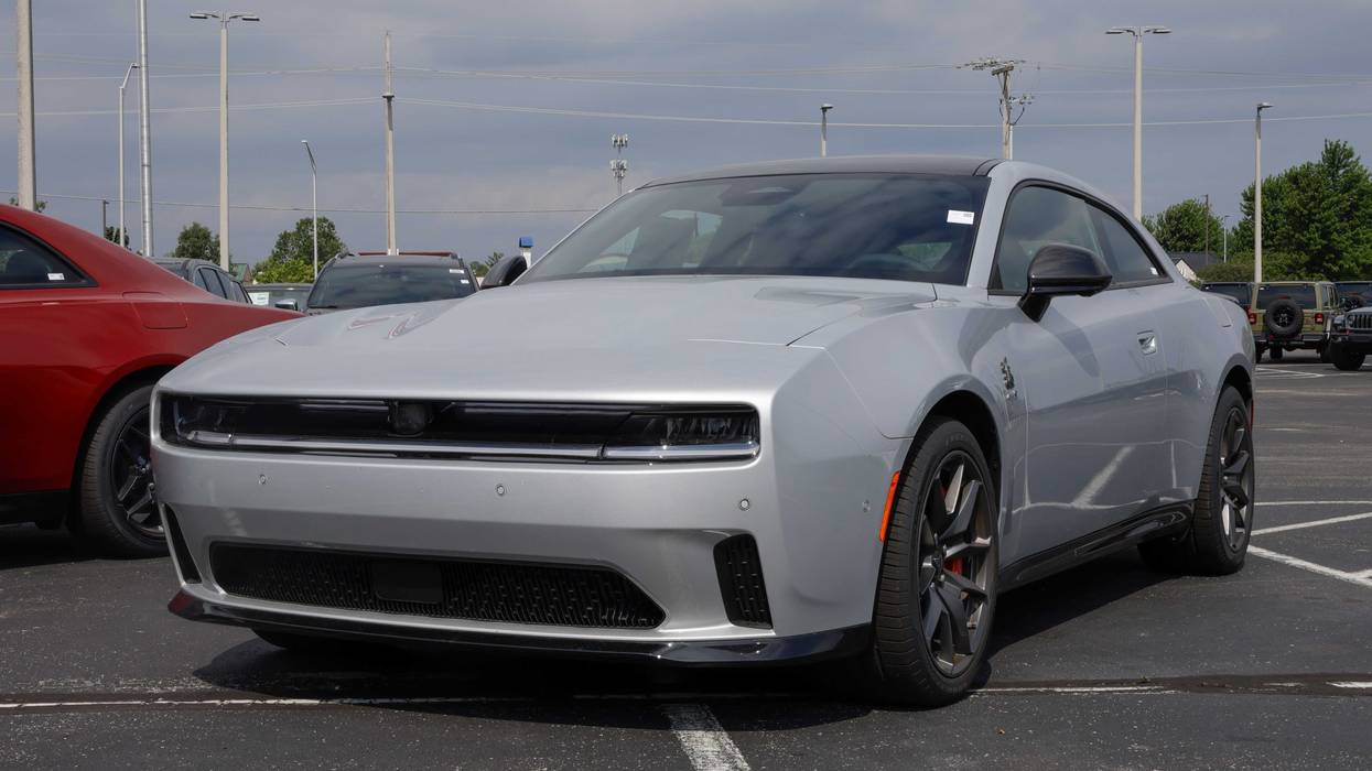Police in Stillwater pulled over a man behind the wheel of the new Dodge Charger Daytona EV and wrote him a ticket for having a “loud exhaust.” The problem: the all-electric Charger has no muffler or tailpipe.