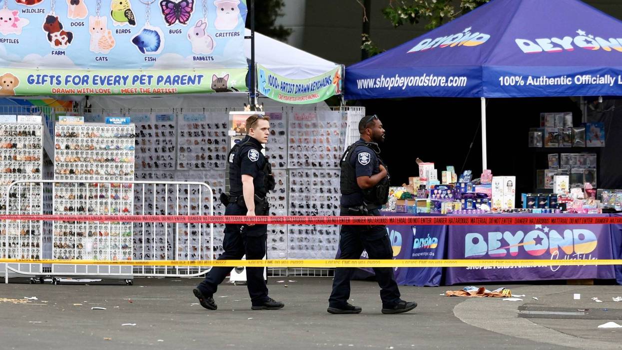 Multiple people shot as gunfire erupts near Seattle’s iconic Space Needle, police say