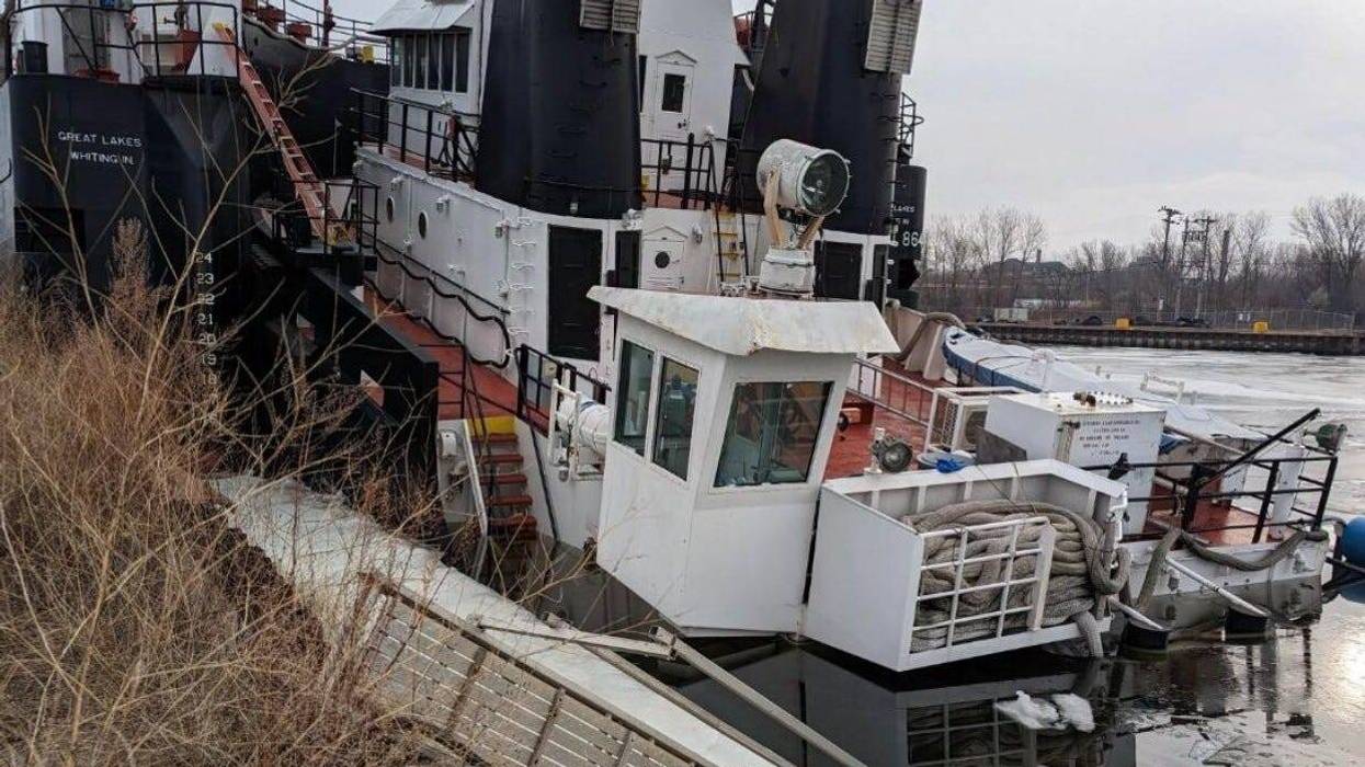Pollution responders with the U.S. Coast Guard rushed to the aid of towing vessel laden with oil and fuel after it took on water while moored in the Port of Milwaukee on Monday.