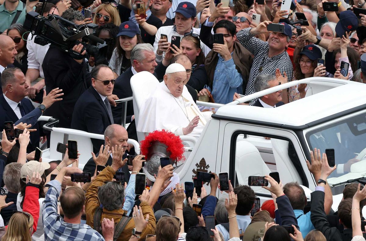 Pope Francis takes part in Easter festivities at St. Peter's Square on April 20, 2025