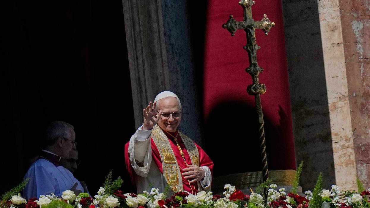 Pope Leo XIV urges peace in first Easter Mass, skips naming conflicts in Urbi et Orbi