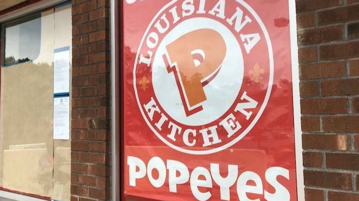 Popeyes, Restaurant, Sign, Yonkers, Brick Wall, 2018