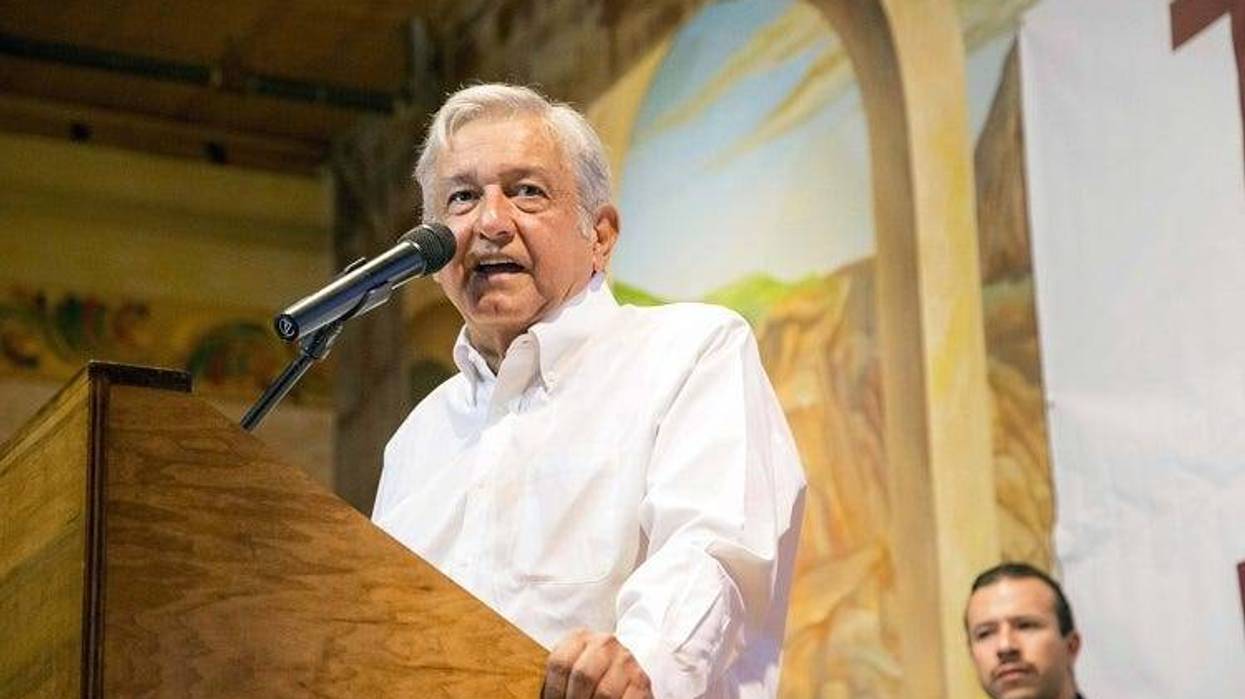 Popular politician in Mexico, Andres Manuel Lopez Obrador, was greeted by over 500 people during his visit in Phoenix at Salon Tradiciones to speak about a immigration, and President Trump.
