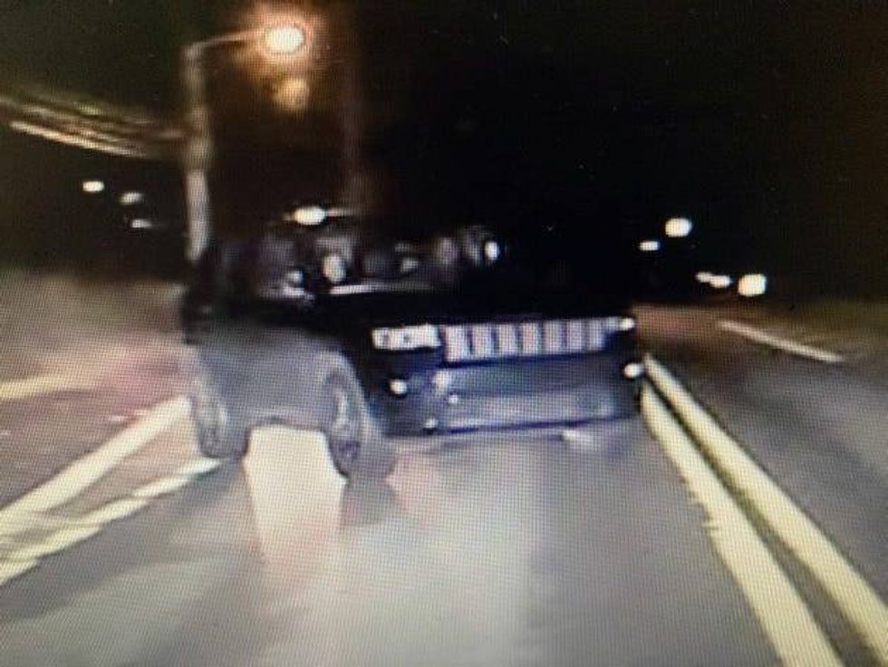 Possible suspect vehicle in Farmington Hills shooting