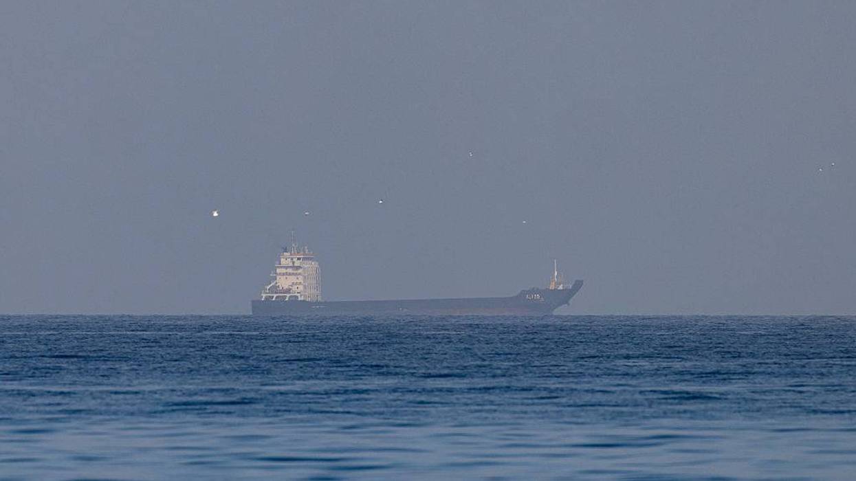 US will hold off on Iran power plant strikes for 5 days, extending Trump deadline on Hormuz strait