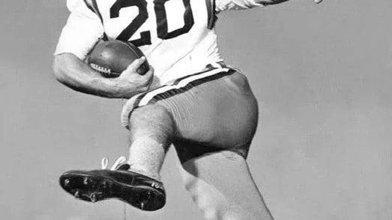 President Trump pardons LSU great Billy Cannon, 4 other former NFL players
