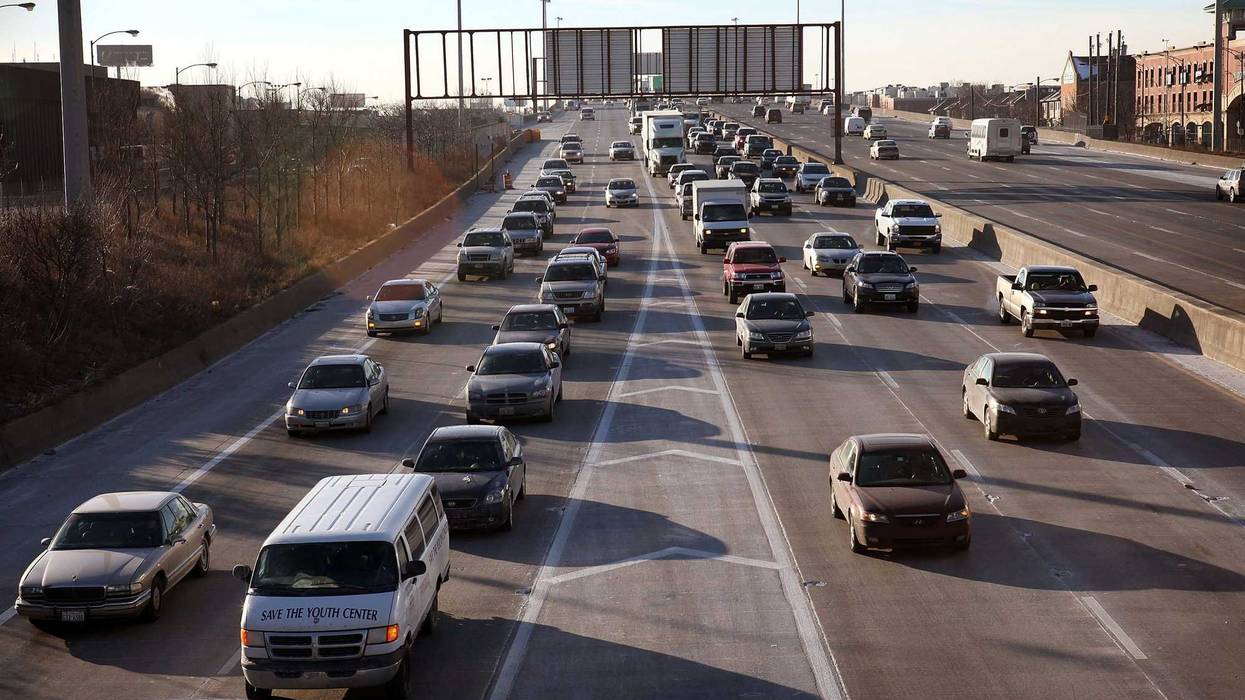 Protesters arrested after blocking traffic on Dan Ryan Expressway