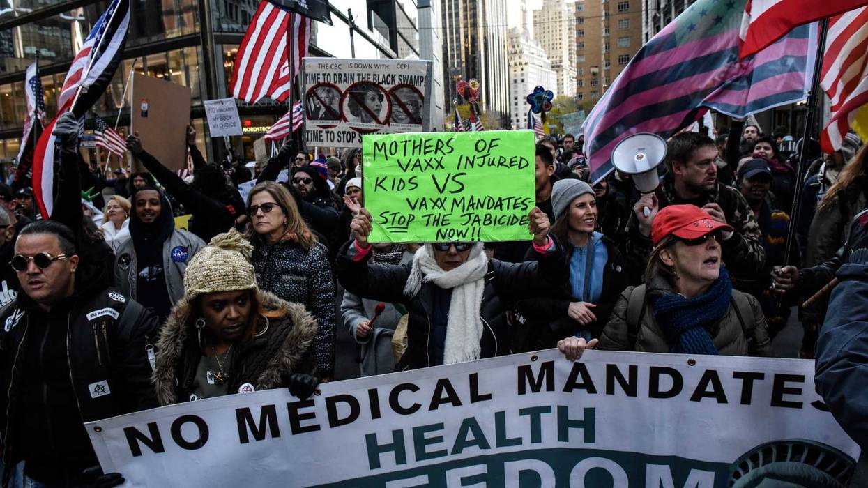 Protesters rally against vaccine mandates on November 20, 2021 in New York City