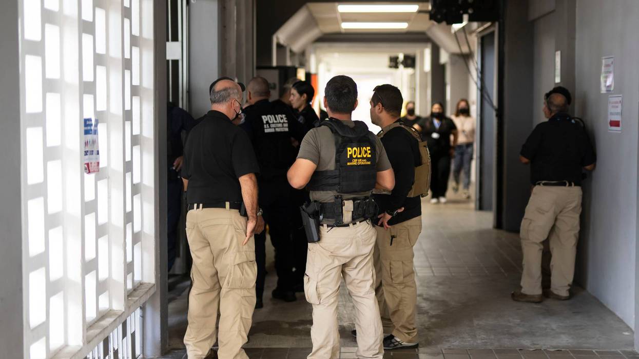 Puerto Rico US Customs Agents Shot