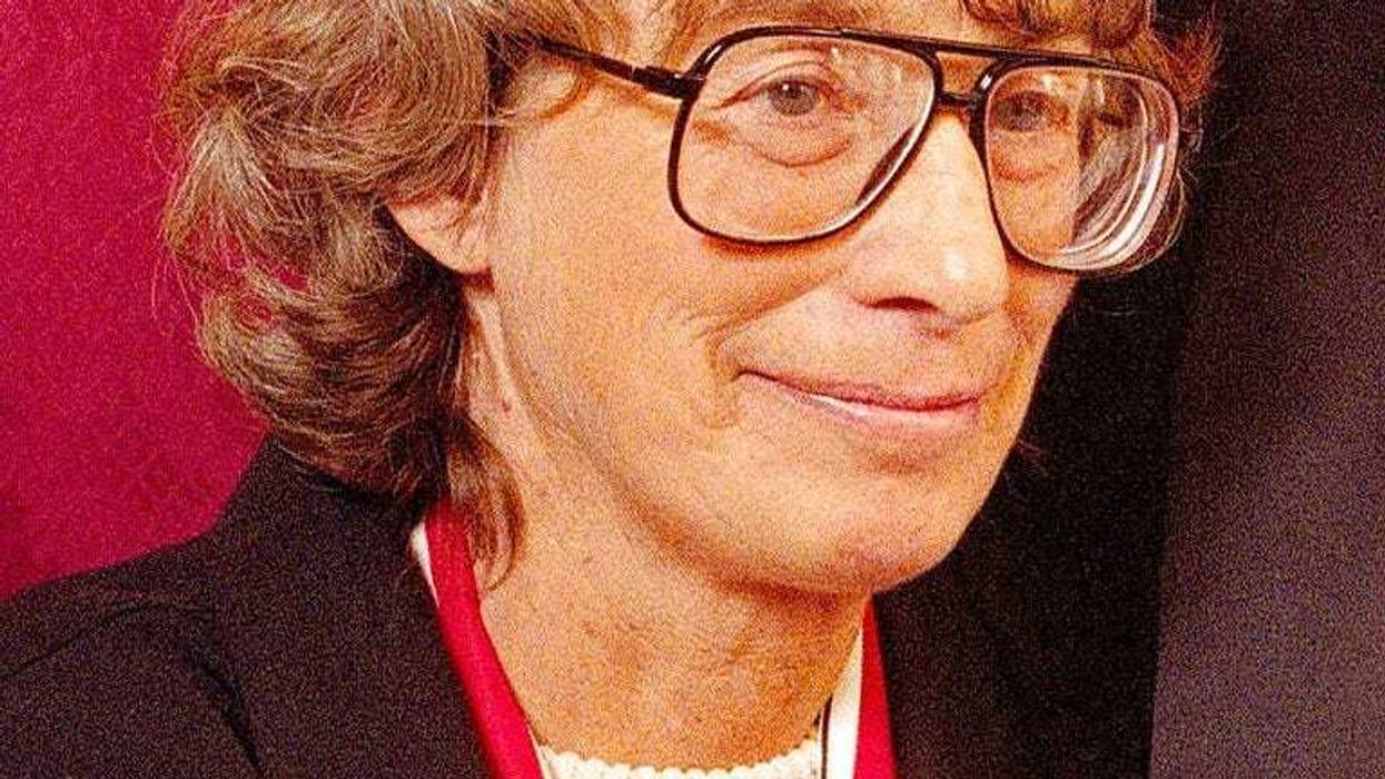 Pulitzer prize-winning poet Mary Oliver dies