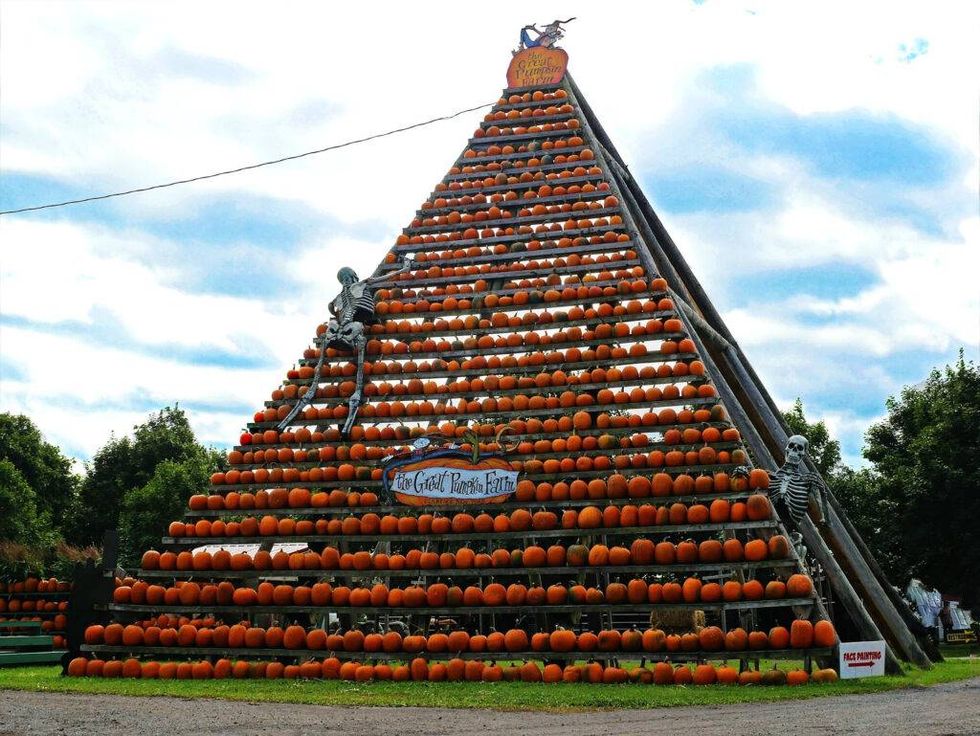 Pumpkin pyramid