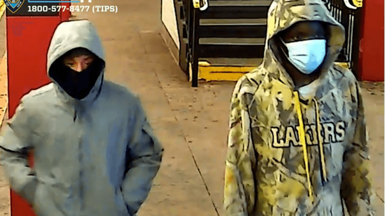 QNS gunpoint robbery