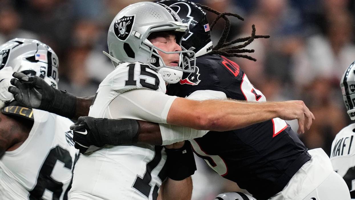 RAIDERS-MENDOZA