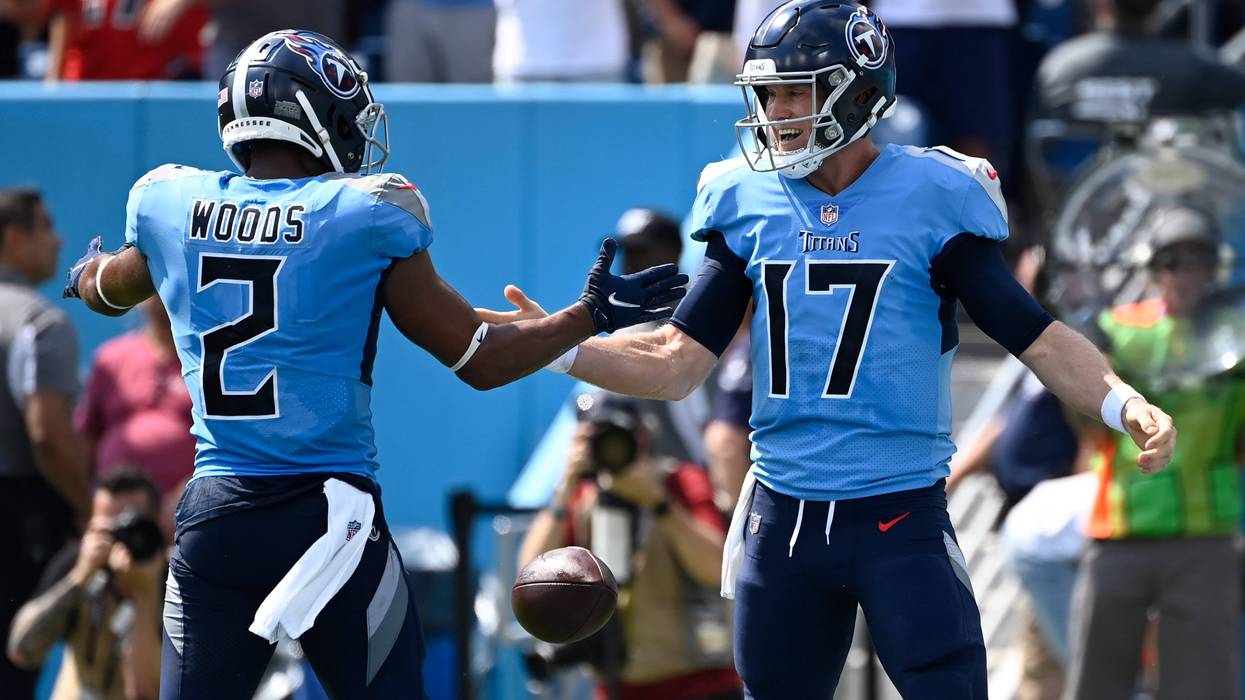 Raiders Titans Football