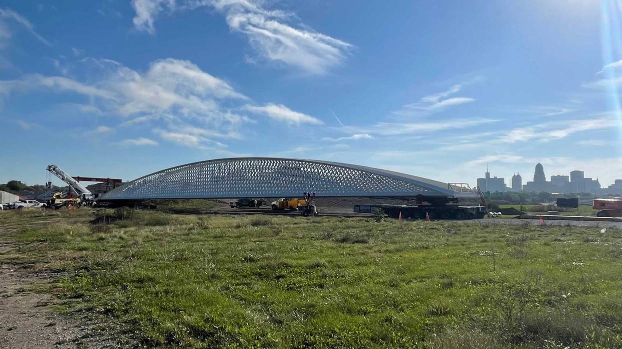 Ralph Wilson Pedestrian Bridge