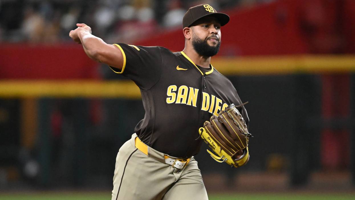 Randy Vasquez shines in 9-4 win over Diamondbacks