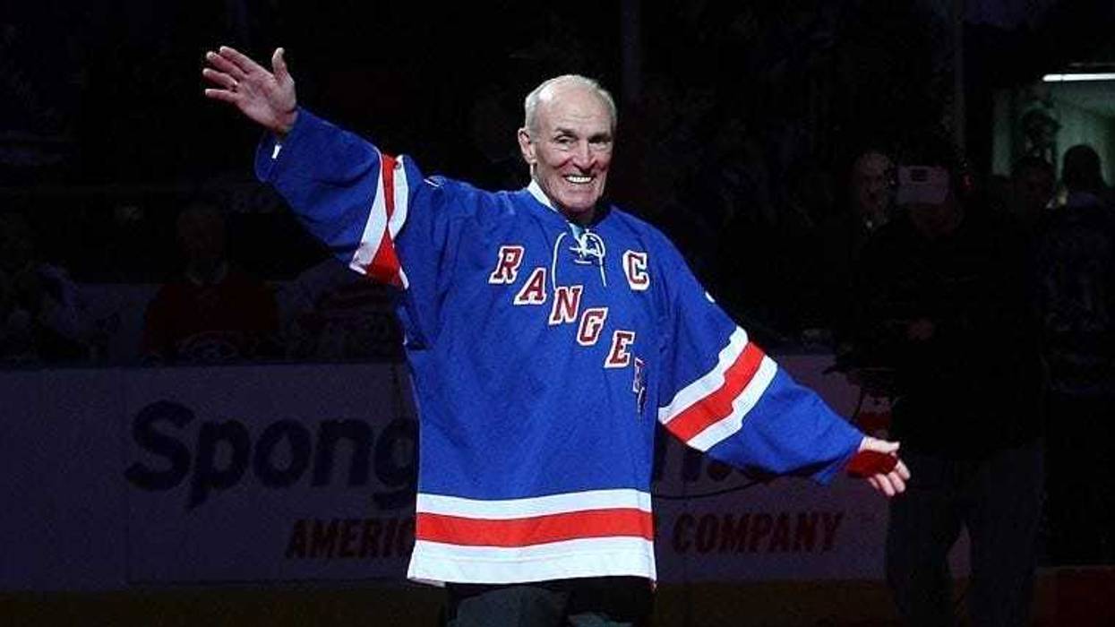 Rangers legend Harry Howell in 2009