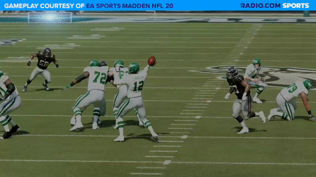 Ray Brown picks off Eagles quarterback Randall Cunningham