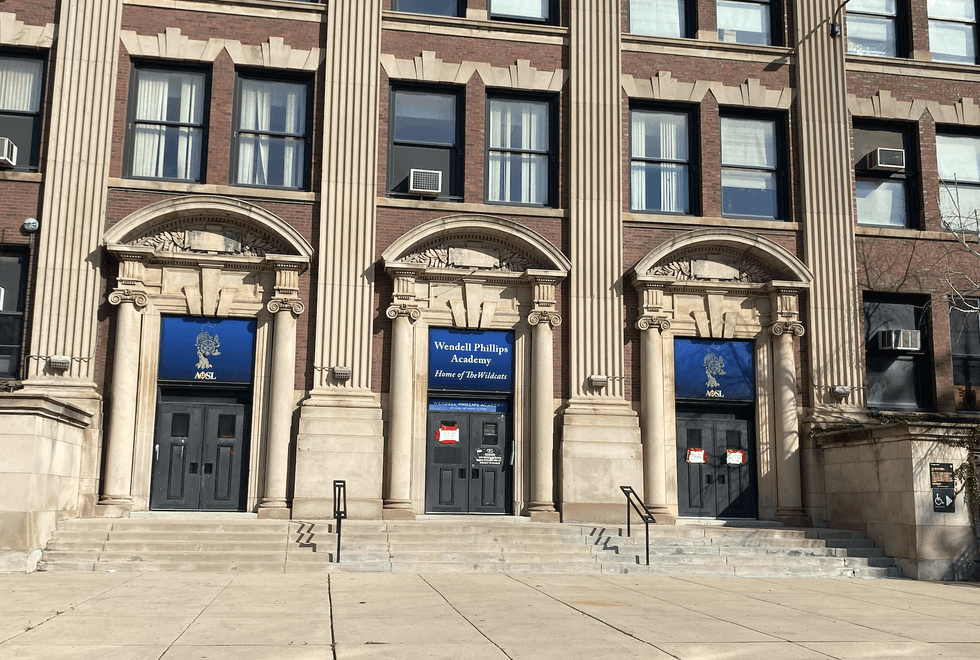 Recovering in intensive care, 14-year-old girl asks gunman who opened fire at Bronzeville high school to surrender to police