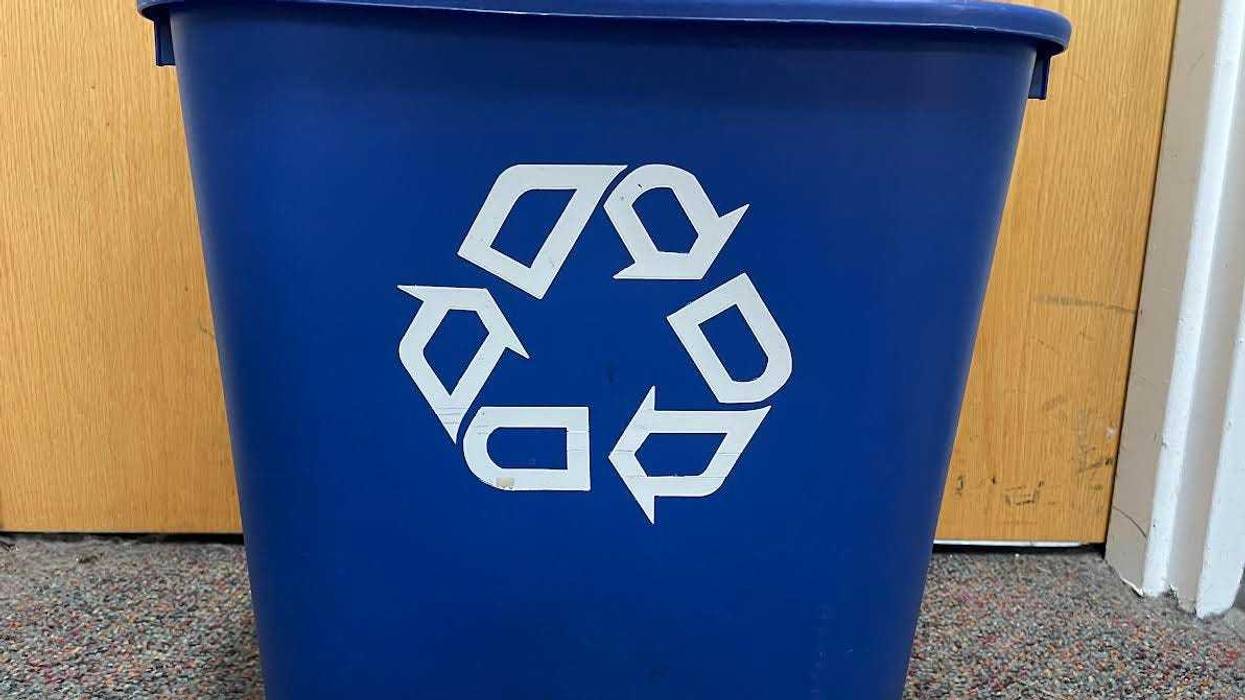 Recycling bin