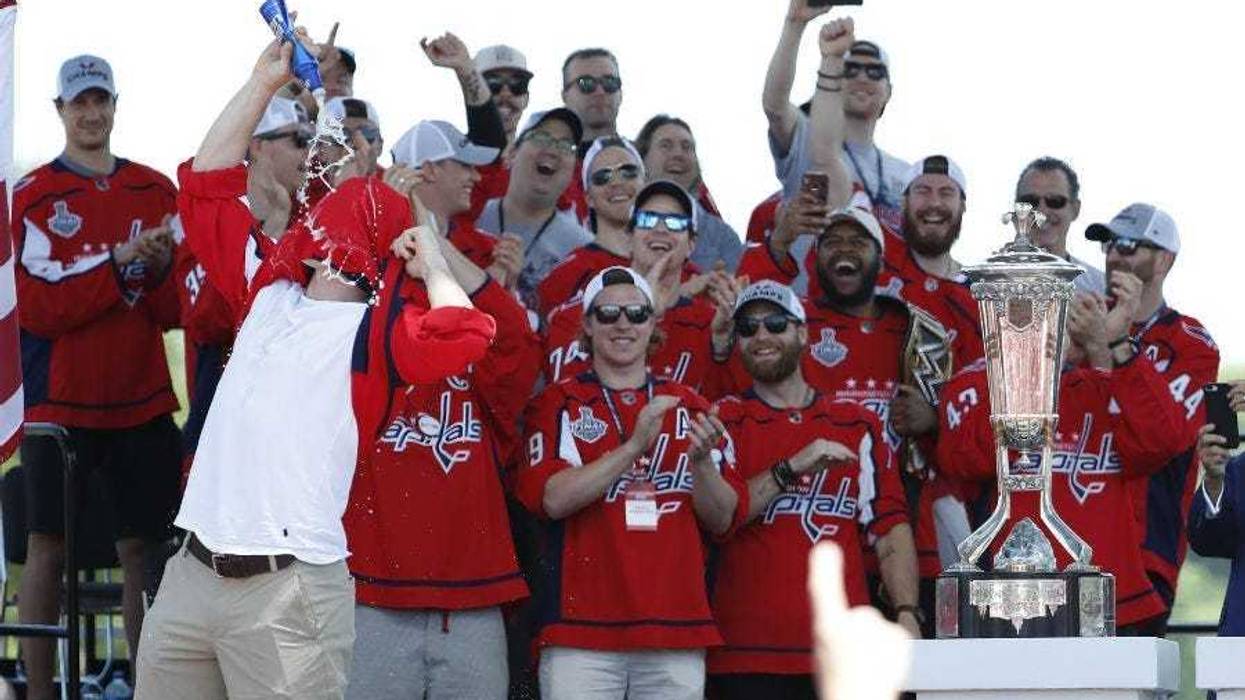 Redskins Ryan Kerrigan honors T.J. Oshie with beer chug at Game 5.