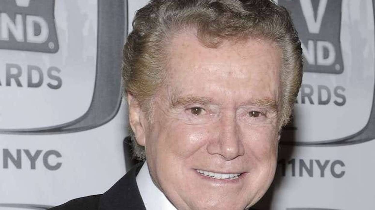 Regis Philbin, 9th Annual TV Land Awards, Red Carpet, Smile, 2011