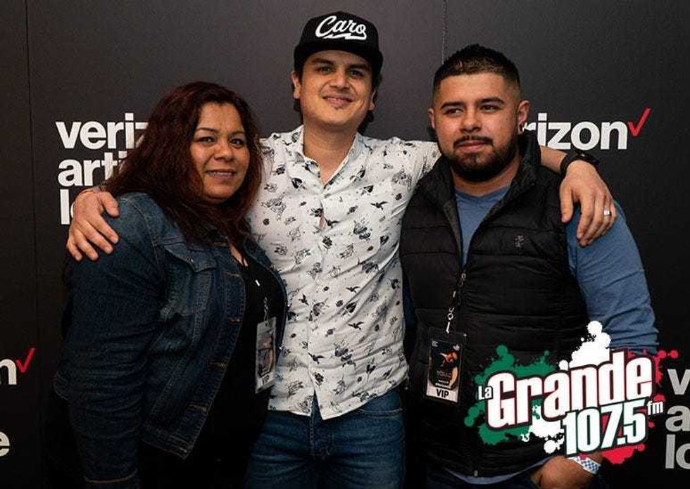 Regulo Caro M&G (22