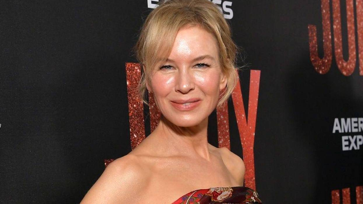 renee zellweger at the premiere of her new film judy