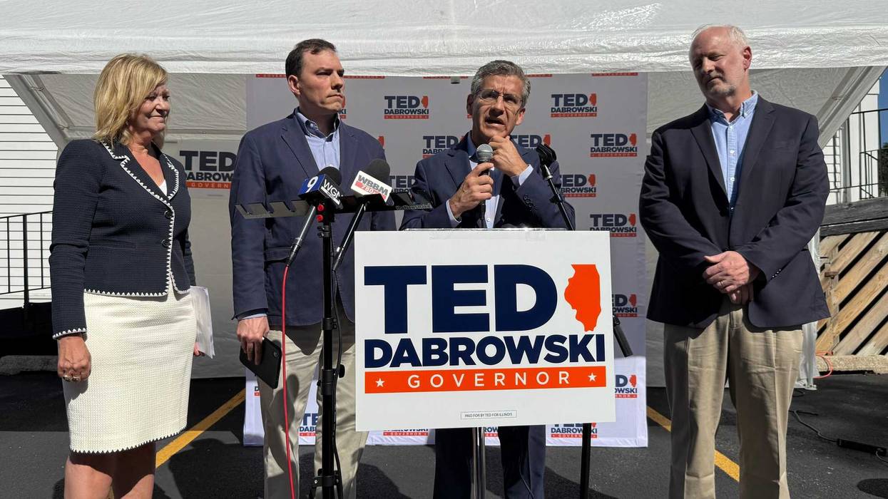 Republican gubernatorial candidate Ted Dabrowski is voicing support for federal immigration enforcement in Chicago, while taking aim at Governor JB Pritzker’s handling of the issue.