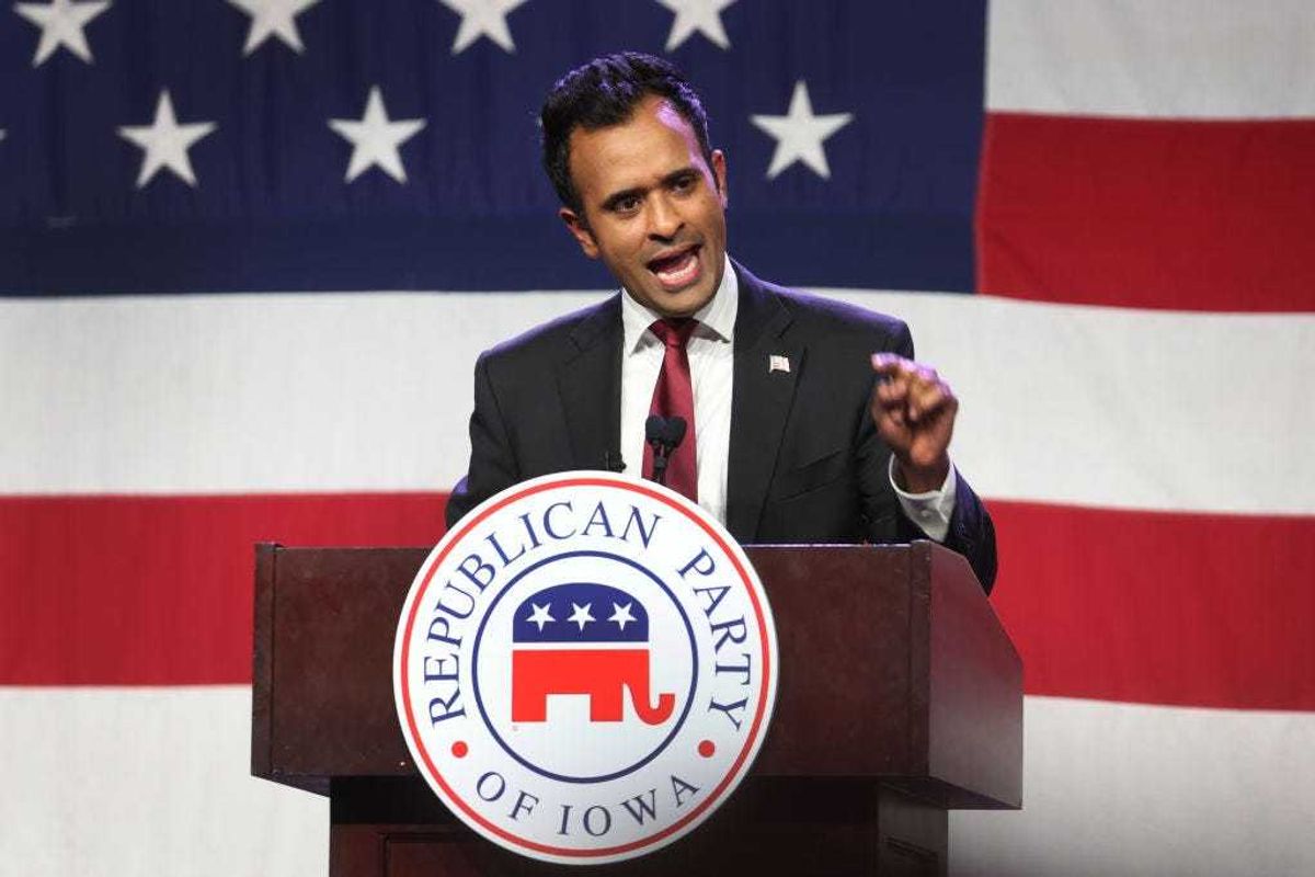 Republican presidential candidate businessman Vivek Ramaswamy speaks to guests at the Republican Party of Iowa 2023 Lincoln Dinner on July 28, 2023 in Des Moines, Iowa.
