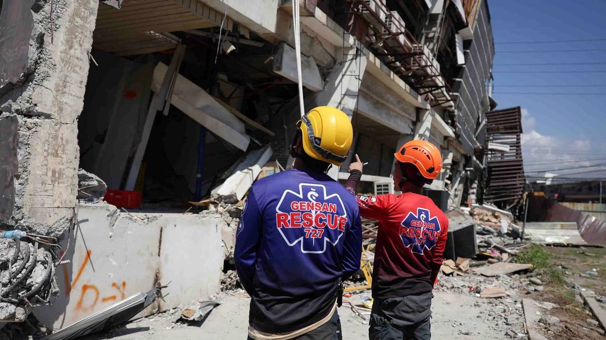 32,000 people displaced by the Philippine earthquake that killed at least 37