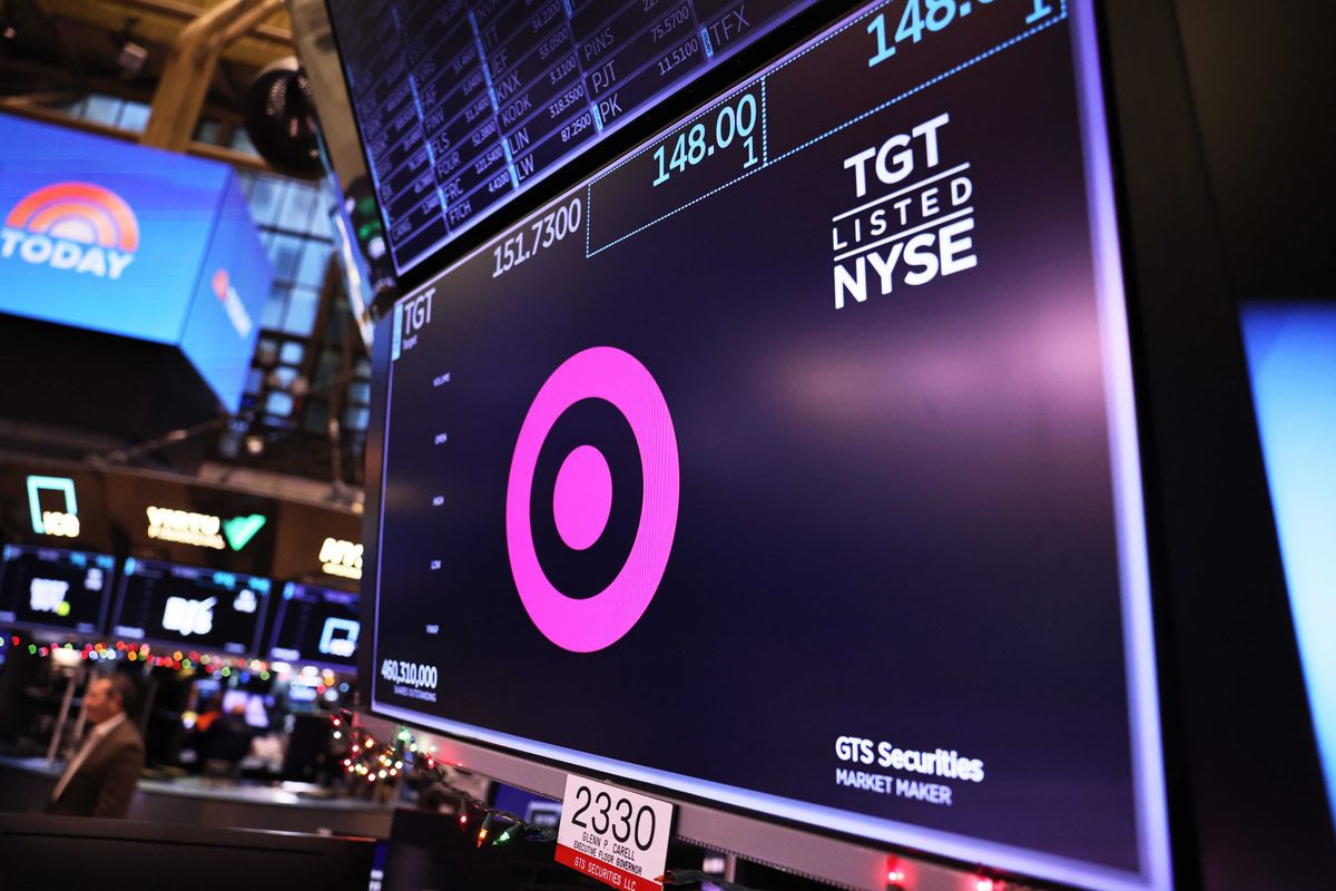 Retailers are trying to navigate their way through economic uncertainty in 2025. Tariffs, inflation and lingering fears of a recession have left many Americans uneasy and pulling back on spending.