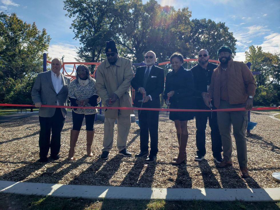 ribbon cutting