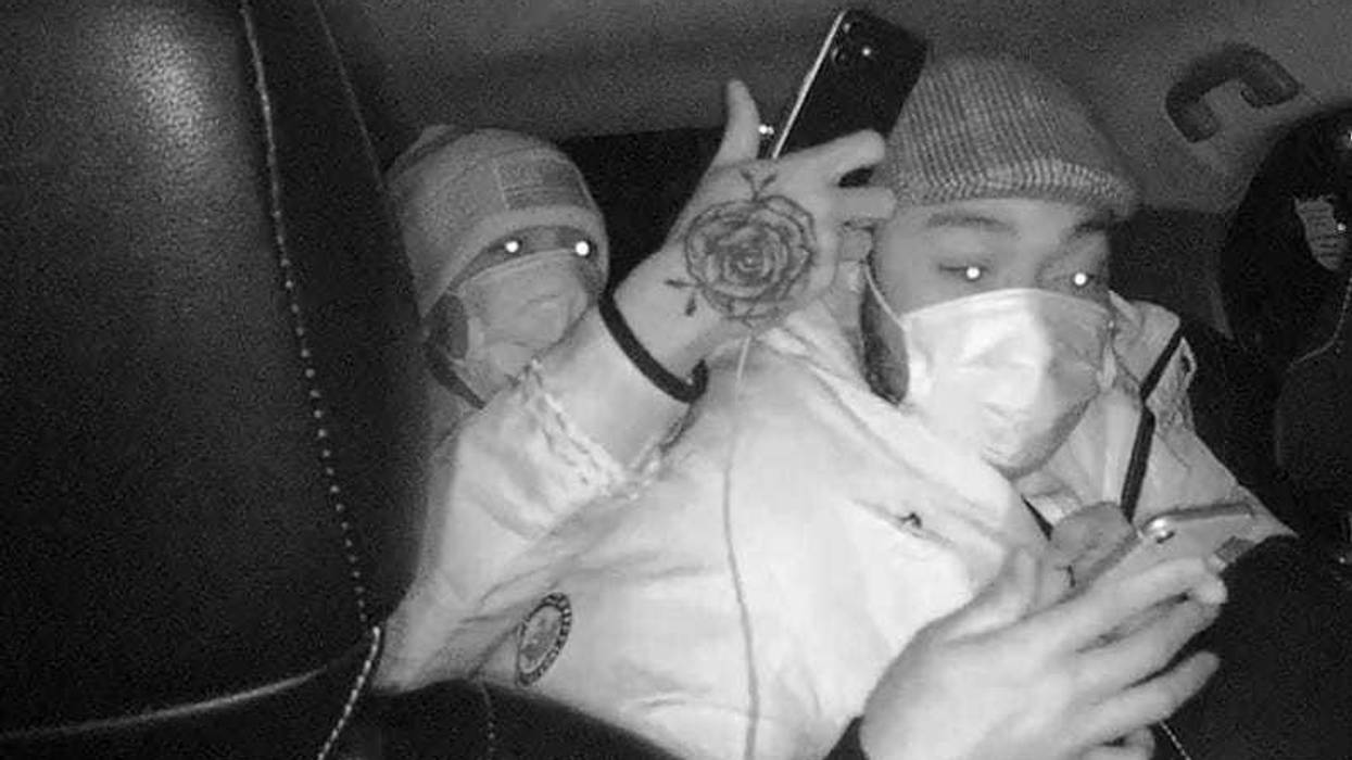 Rideshare passengers who attacked a driver in Queens sought.