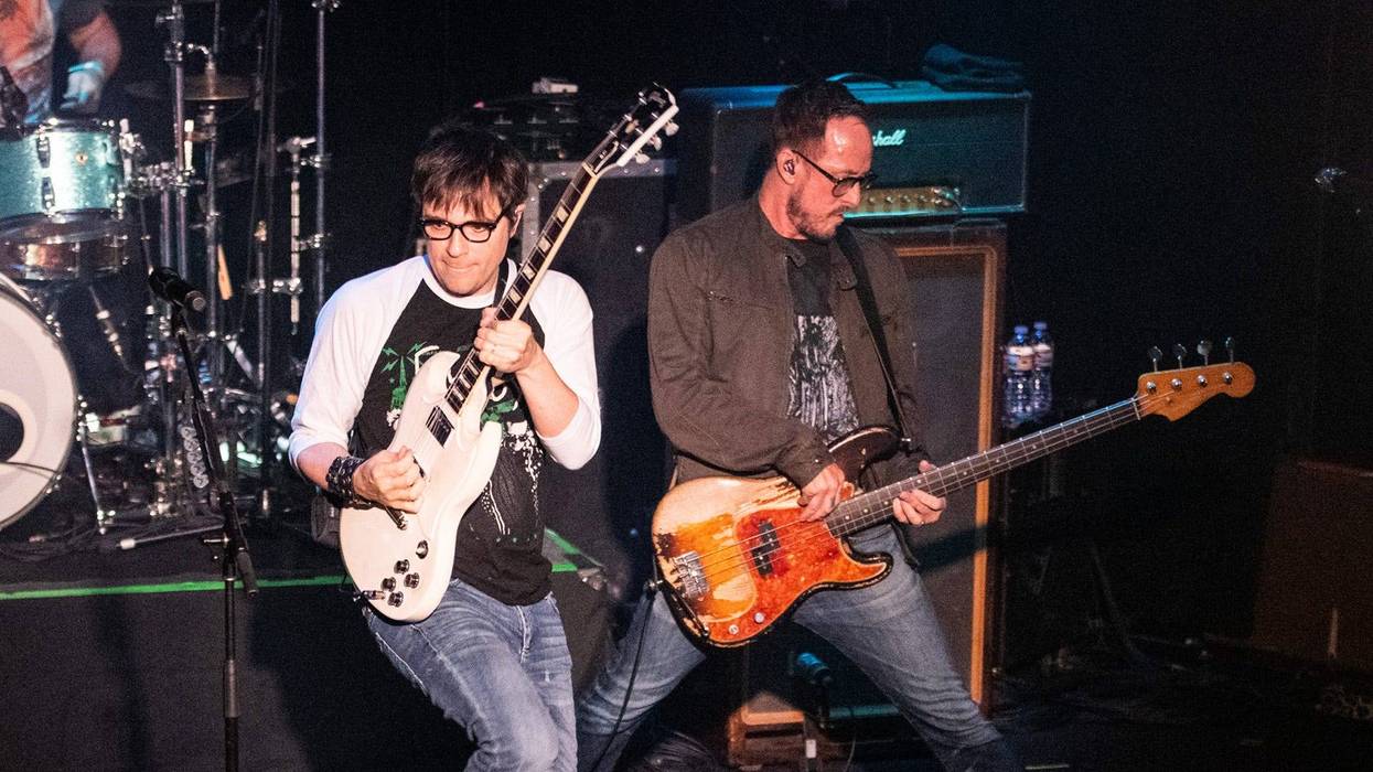 Rivers Cuomo and Scott Shriner of Weezer