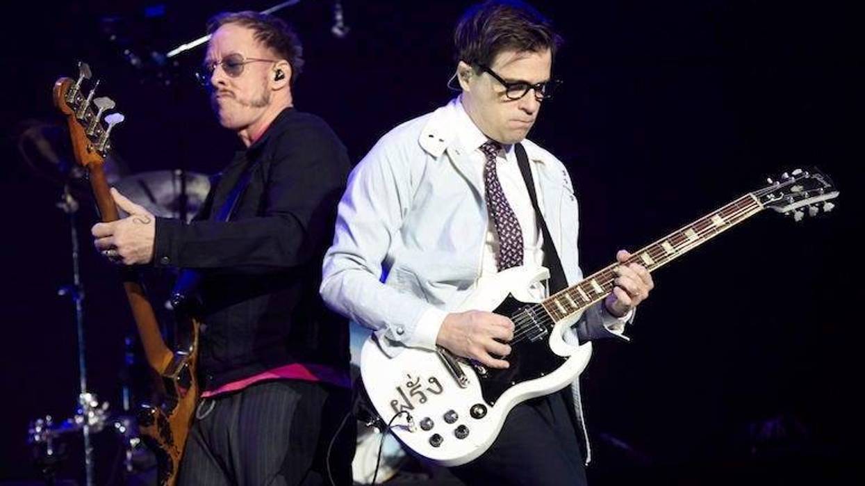Rivers Cuomo, Scott Shriner, Weezer, Concert, 2017