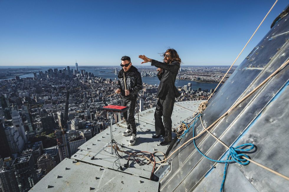 Rock on! Jared Leto on the ledge of the Empire State Building on Nov. 9. 2023.