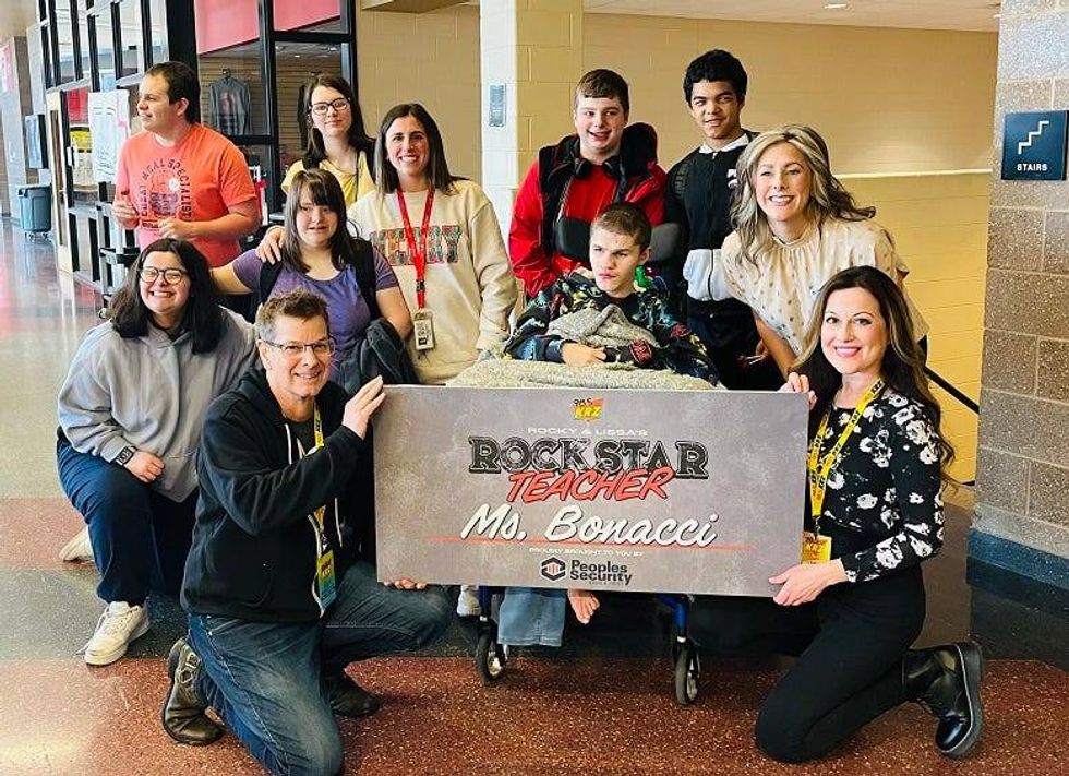 Rocky & Lissa with Rockstar Teacher Ms. Bonacci and her students