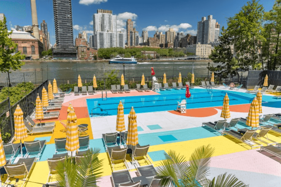 Roosevelt Island Pool