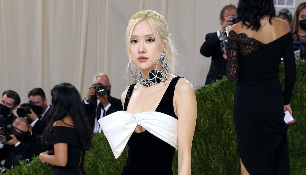 BLACKPINK’s Rosé wants to tell you a bedtime story, regardless of your area