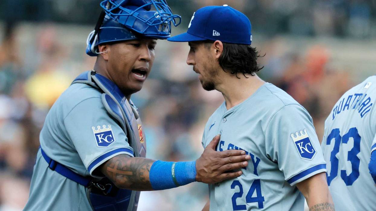 Royals sign Michael Lorenzen to one-year contract