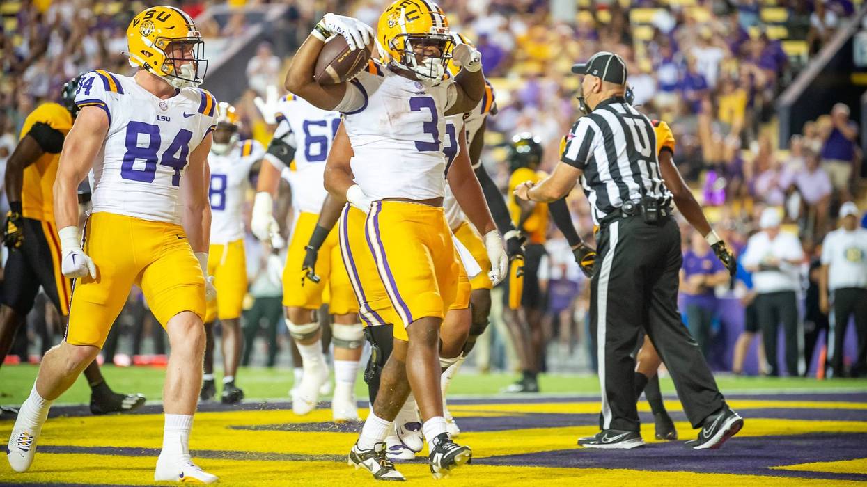 Running back Logan Diggs 3 runs the ball as the LSU Tigers take on Grambling State