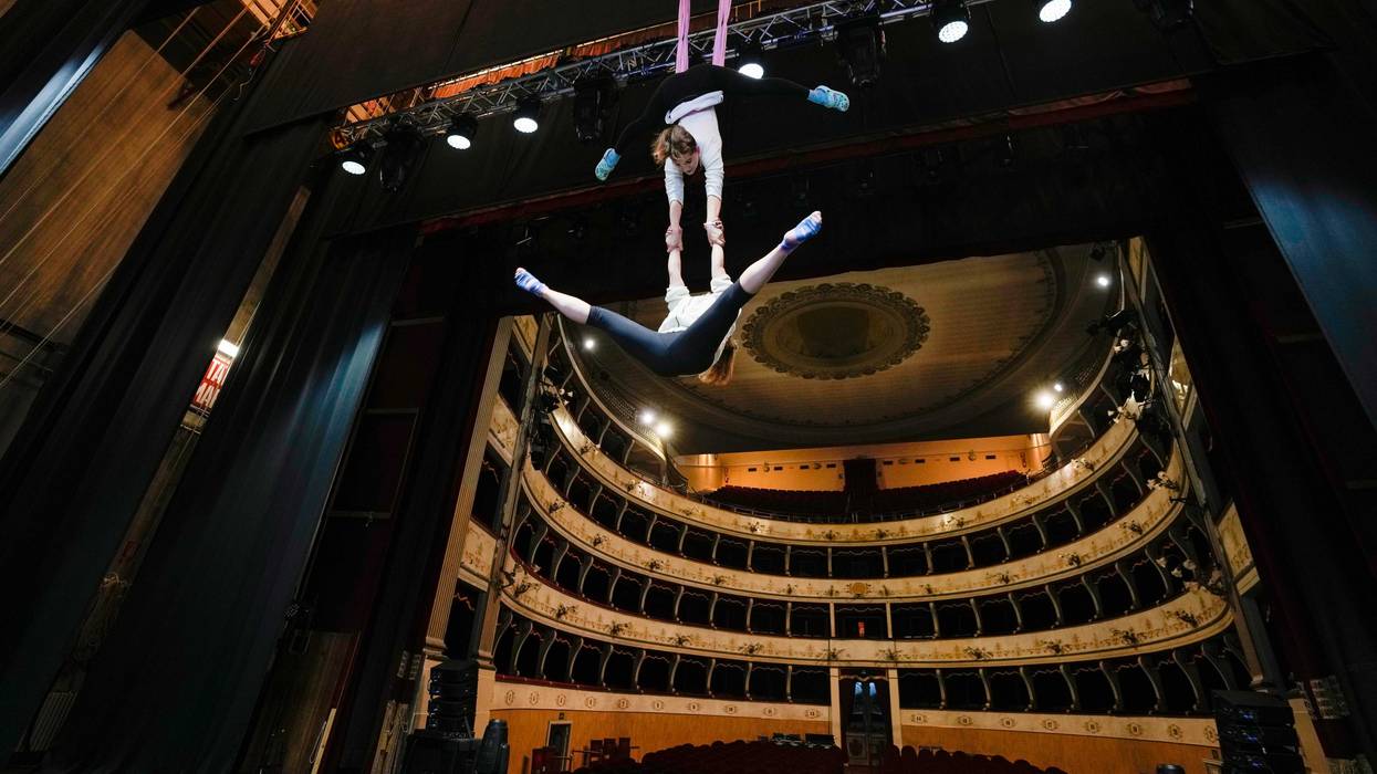 Russia Ukraine War Italy Circus