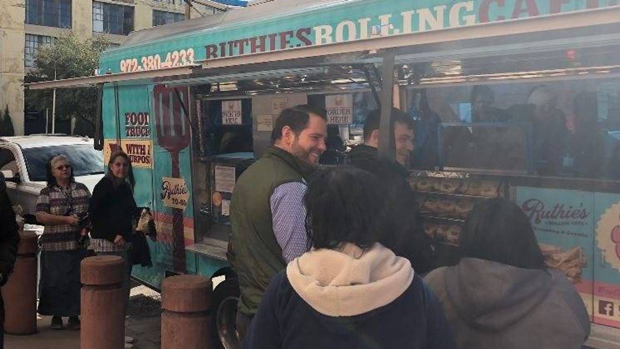 Ruthie's Rolling Cafe