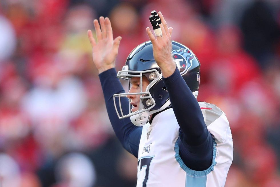 Ryan Tannehill signals a first down