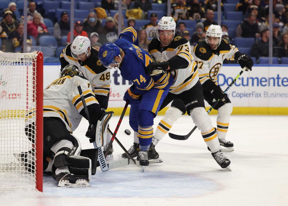 Sabres-Bruins