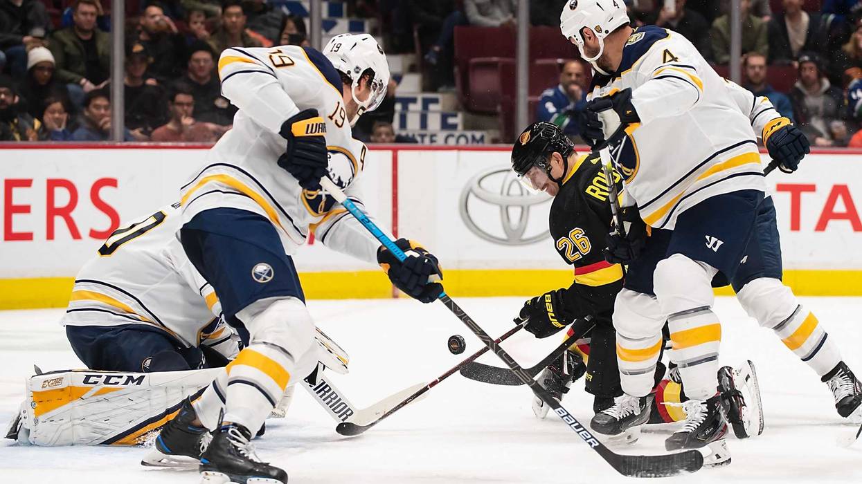 Sabres-Canucks