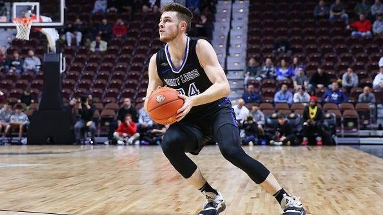 Saint Louis Billikens guard Gibson Jimerson (24) prepares to shoot during the college basket Hall of Fame Tip Off Classic game between Maryland Terrapins and Saint Louis Billikens on November 19, 2022, at Mohegan Sun Arena in Uncasville, CT.