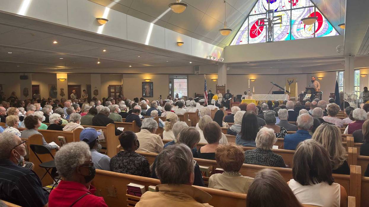 Saint Martin de Porres Roman Catholic Church